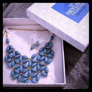 Brand New Skyline Collection Necklace Set